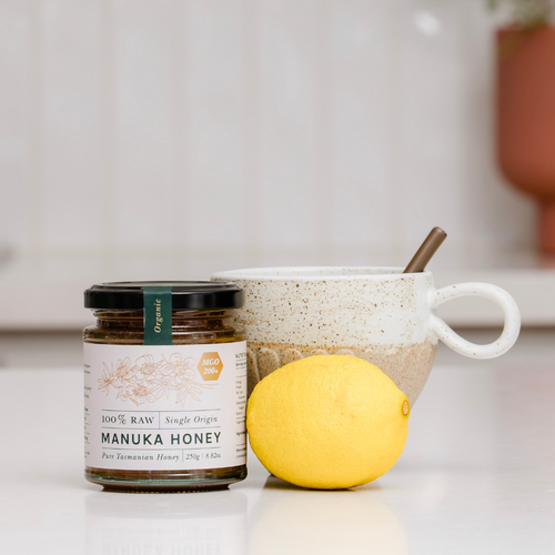 The Ultimate Guide to Manuka Honey: Benefits, Uses and Understanding MGO & UMF Ratings